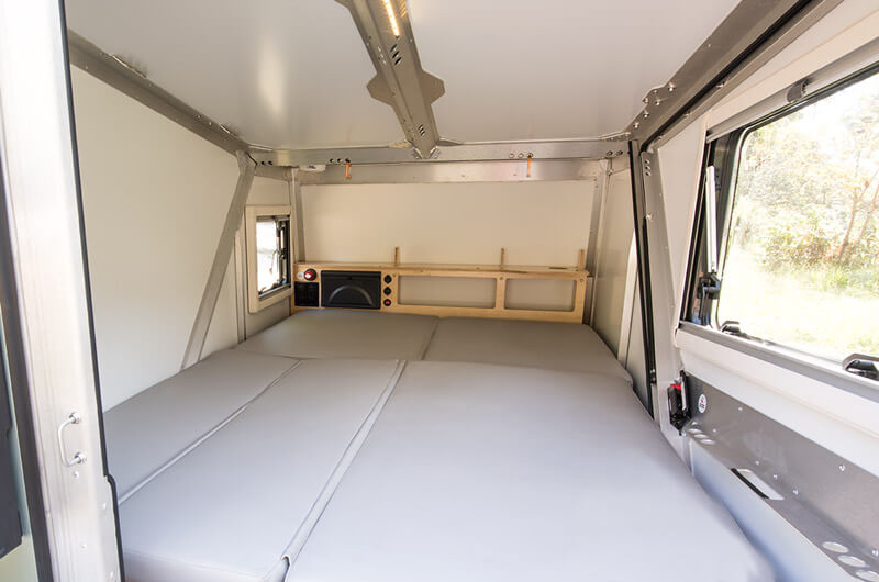 Tijgermot Interieur