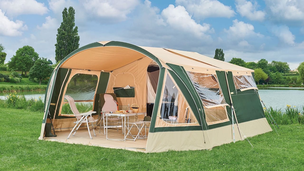 de in elkaar gezette Navajo vouwcaravan Foto(c)Trigano