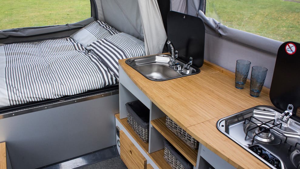 Blik in de AO vouwcaravan Foto(c)Air Opus