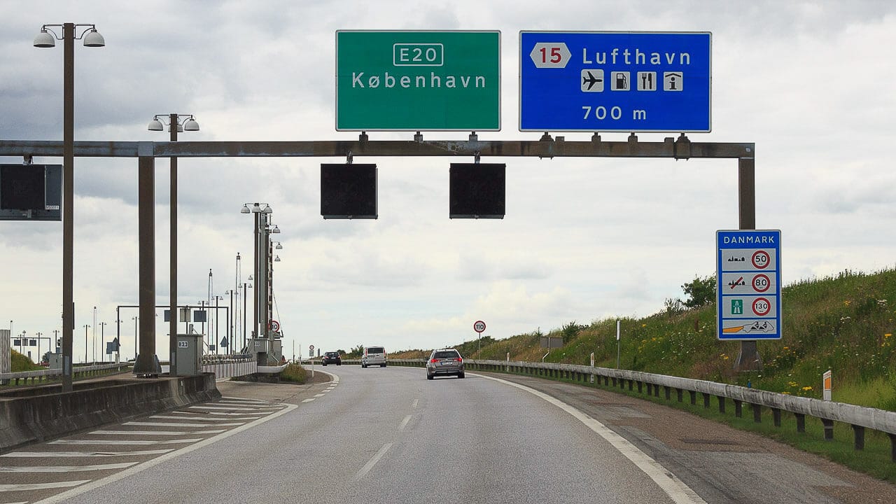 Verkeersregels in Denemarken: snelheid, veiligheidsvesten en speciale voorzieningen voor kampeerders