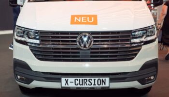 Weinsberg X-Cursion Van Front
