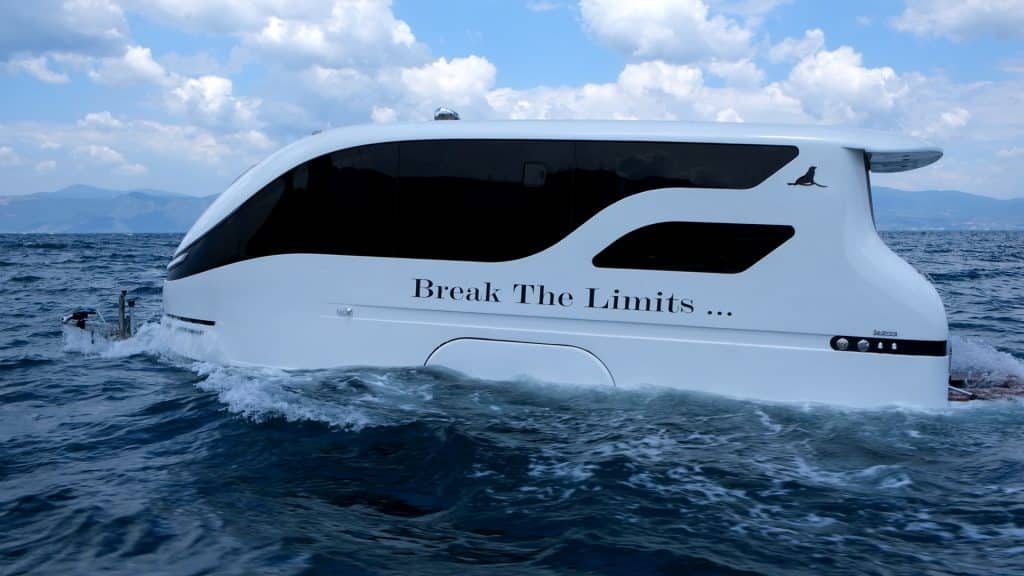 Luxe caravan Sealvans voor land en water: caravan en boot in één - voor gevarieerde avonturen 1 De boot van Sealvan