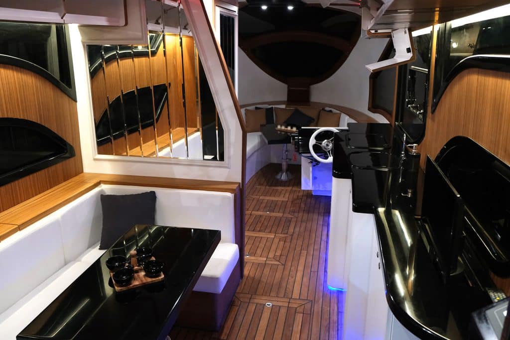 Luxe caravan Sealvans voor land en water: caravan en boot in één - voor gevarieerde avonturen 4 Sealvan's interieur