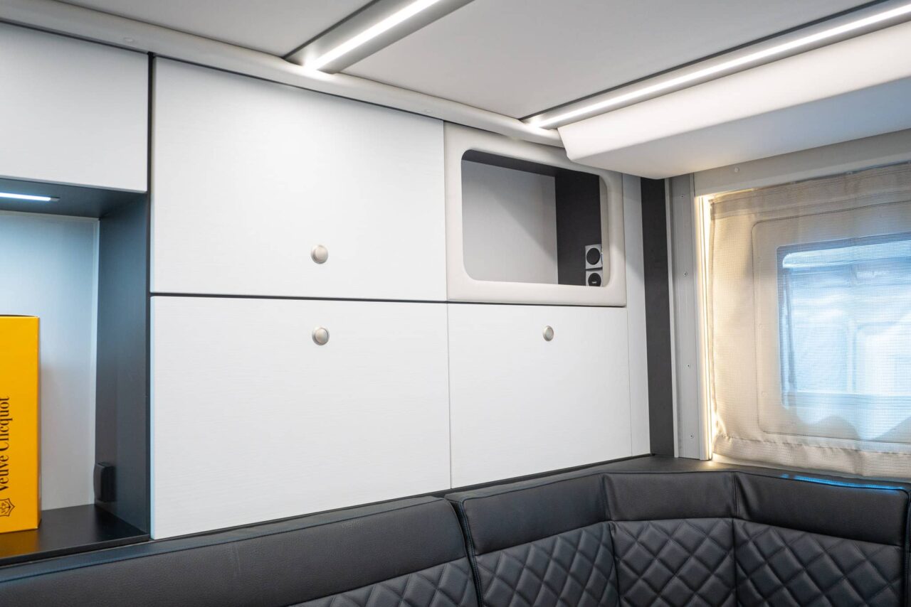 atlantis compact 595 schraenke