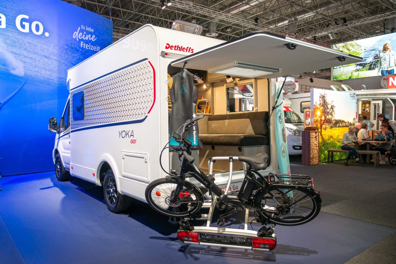 Dethleffs Yoka Go (2024): Camper met flexibele indeling voor sportieve en avontuurlijke reizen 4 dethleffs yoka go heckklappe