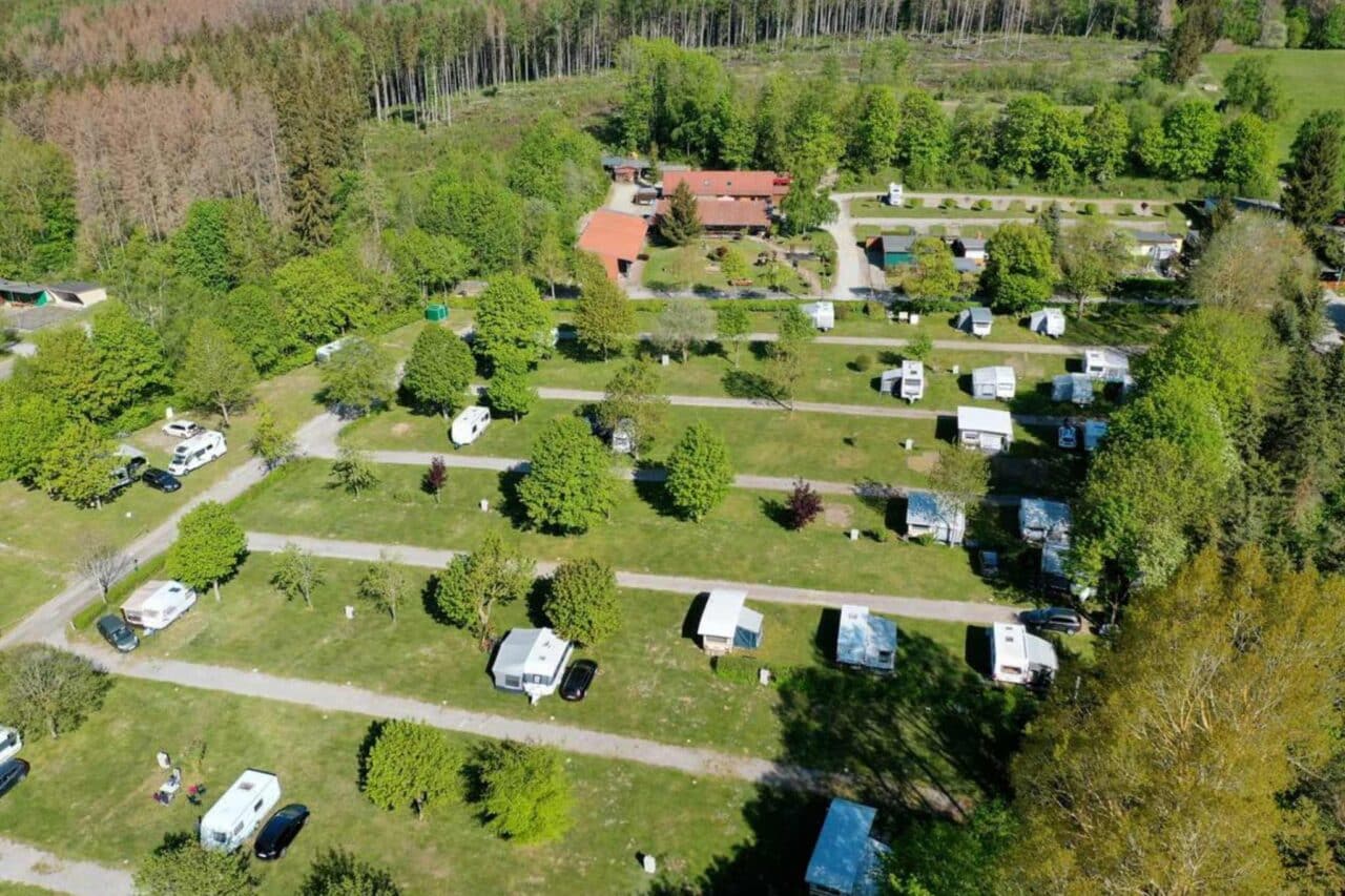 Kamperen bij spectaculaire grotten in Duitsland - een top 10 selectie 8 Camping am Brockem - Kamperen bij spectaculaire grotten in Duitsland - Kalkberghöhle