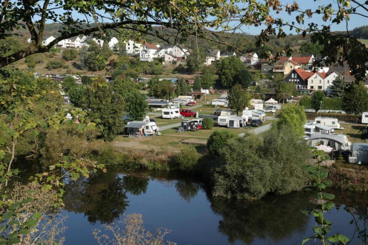 Kamperen bij spectaculaire grotten in Duitsland - een top 10 selectie 31 Kamperen bij spectaculaire grotten in Duitsland - Kristallhöle