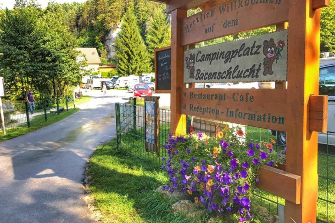 Kamperen bij spectaculaire grotten in Duitsland - een top 10 selectie 34 Kamperen bij spectaculaire grotten in Duitsland - Teufelshöle