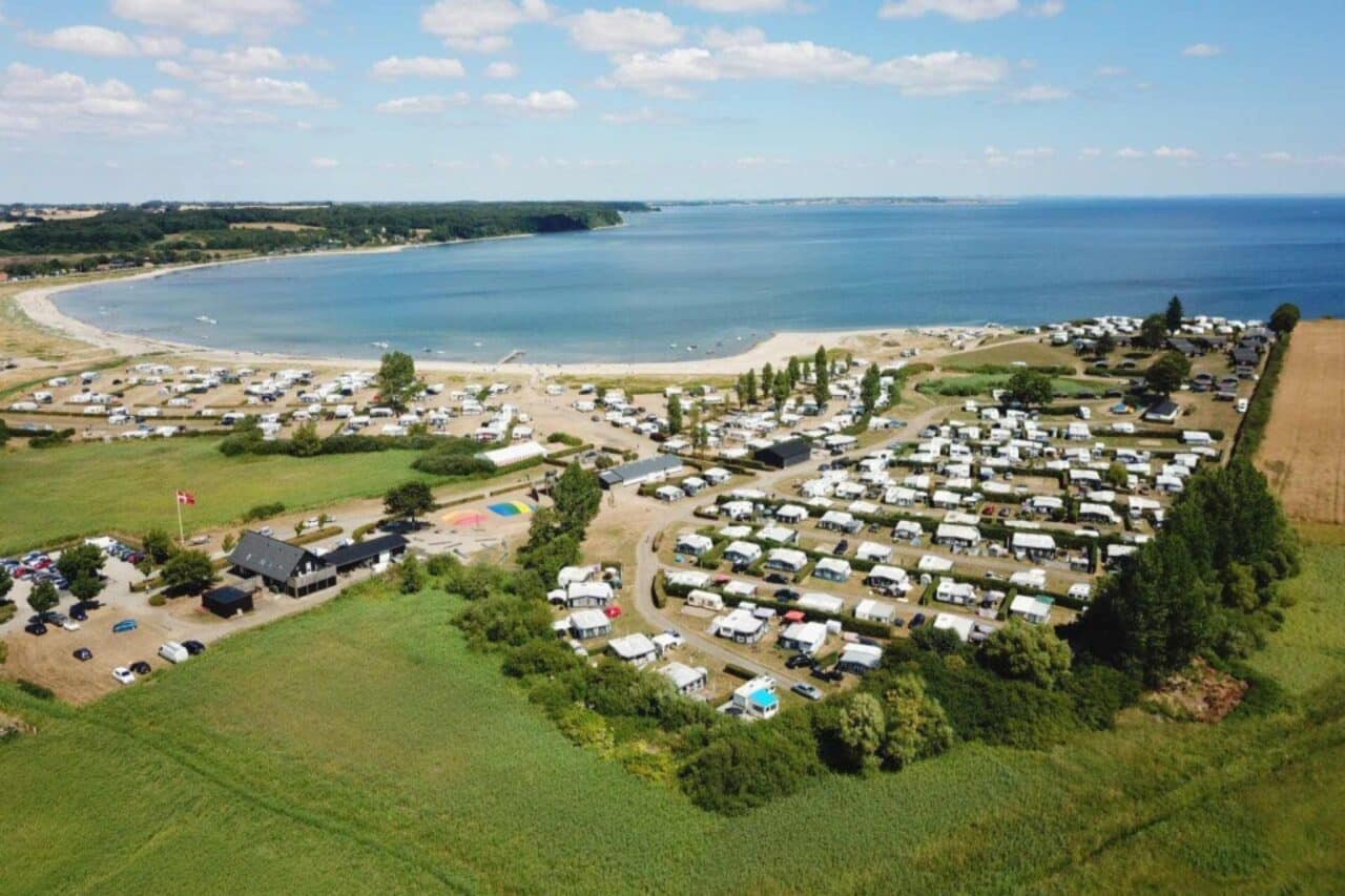 Campingland Denemarken: De perfecte vakantie in individuele, droomachtige huuraccommodatie 8 Denemarken Huuraccommodatie VikaerStrandCamping