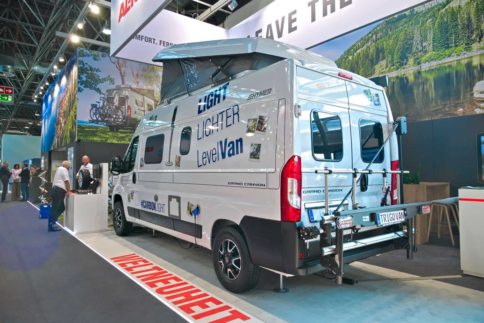 Innovaties Caravan Salon 2024: Eerste hydraulische ondersteuningssysteem speciaal voor gesloten bestelwagens – LevelVan van AL-KO