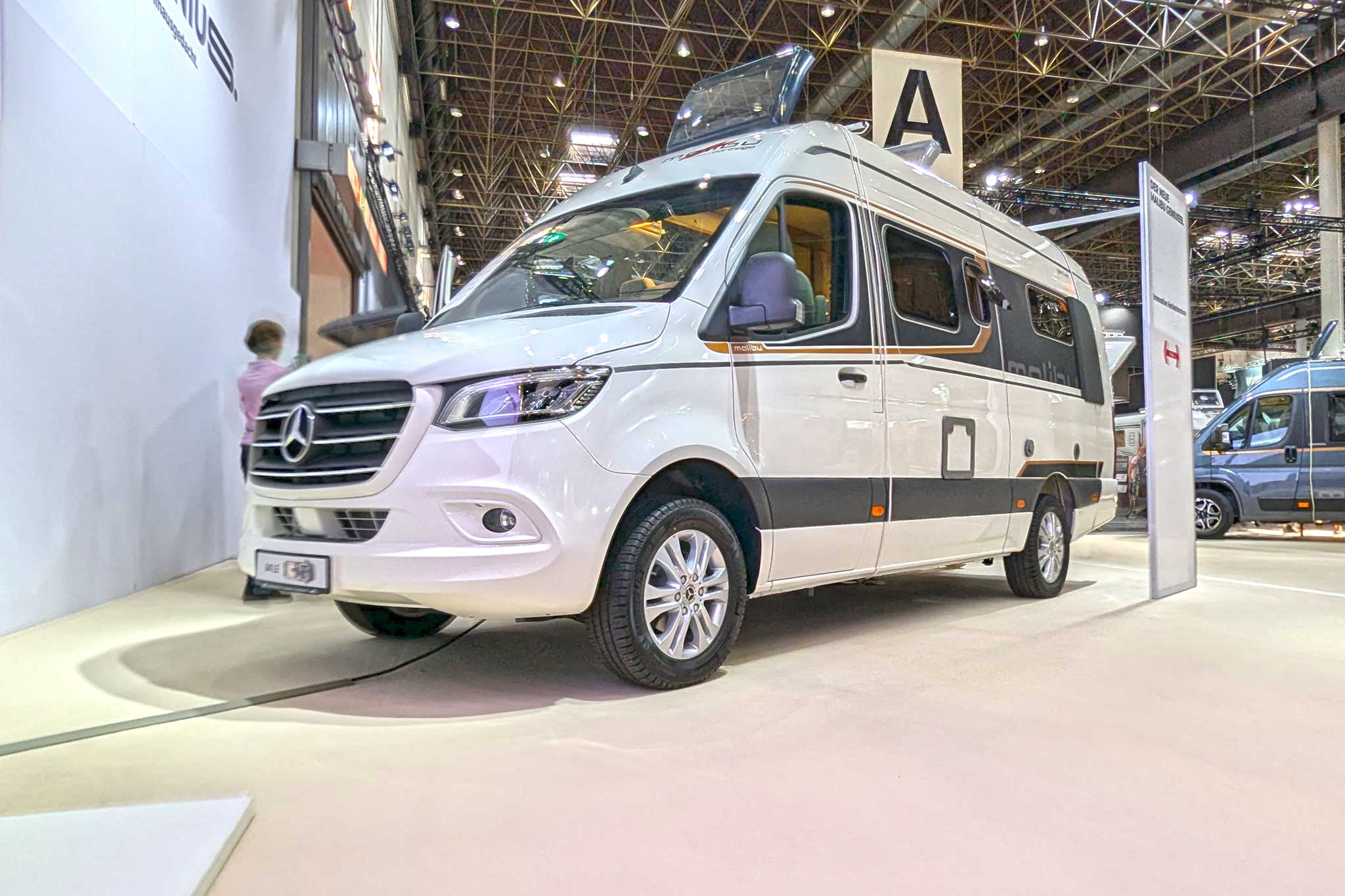 Innovations Caravan Salon 2024: Malibu Genius 641 LE – Compact comfort met innovatieve achteraanbouw