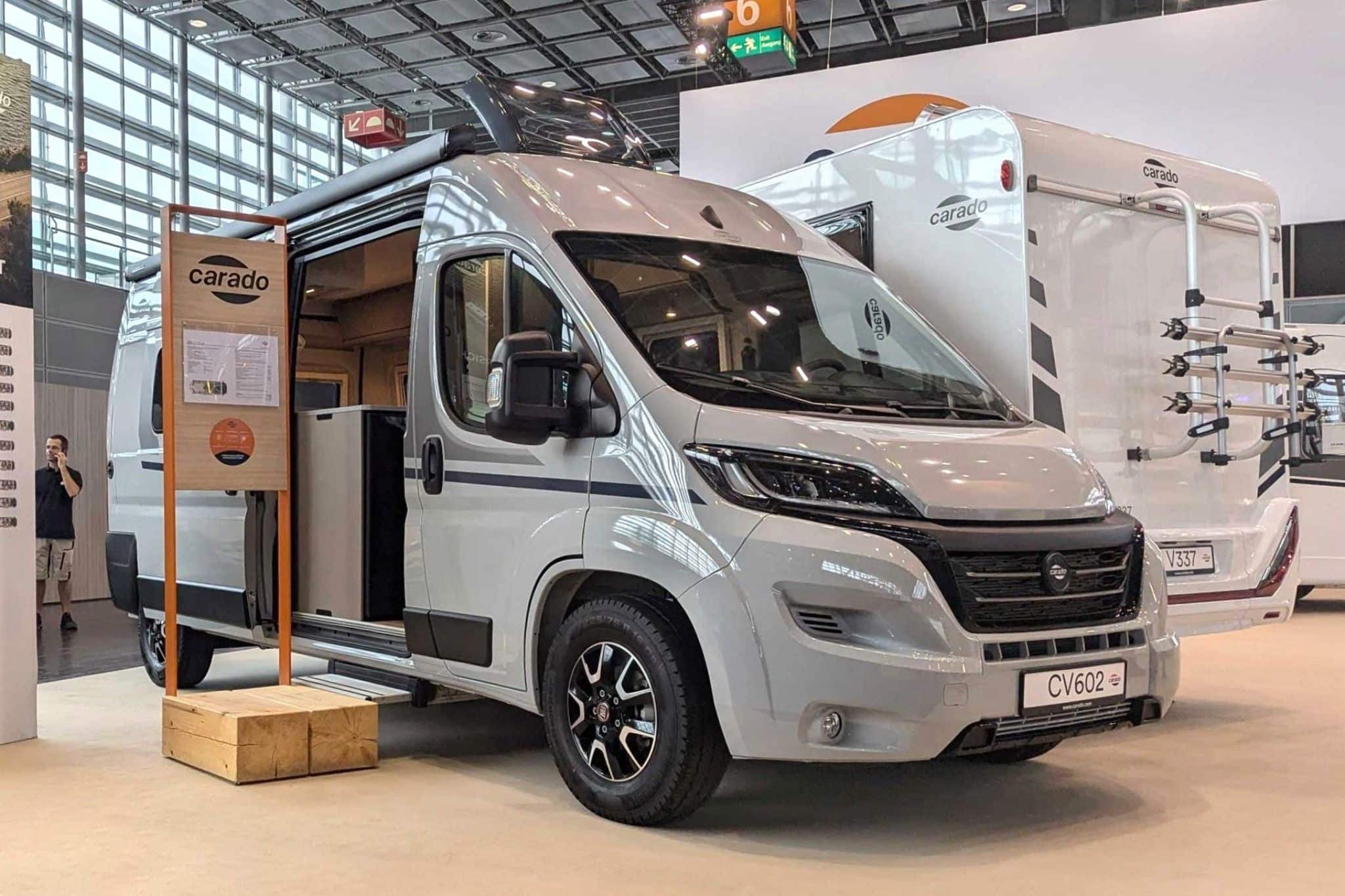 Innovations Caravan Salon 2024: Carado CV 602 – de 6-meter paneelbus voor het kleine gezin