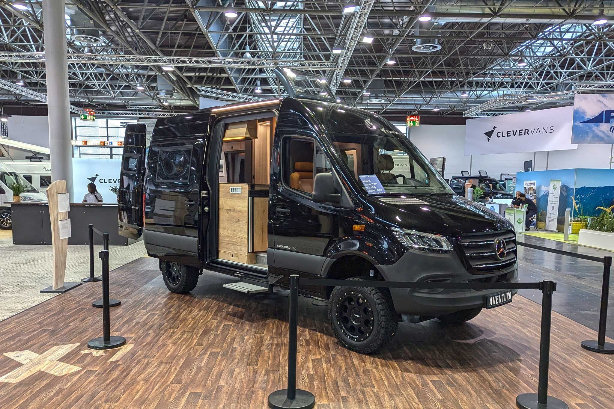 Innovations Caravan Salon 2024: Slimme Aventuro 600 – de slimme sprinter met vierwielaandrijving voor 2 personen