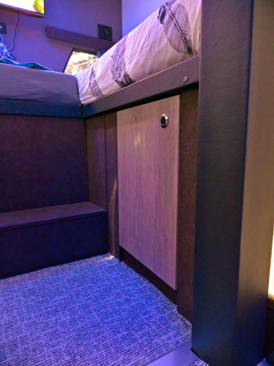 derubis series 7 schrank 1