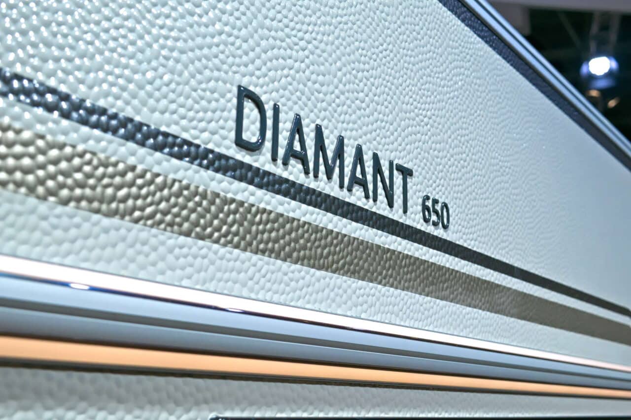 Fendt Diamant 560 GDW buitenbelettering Caravan Salon 2024