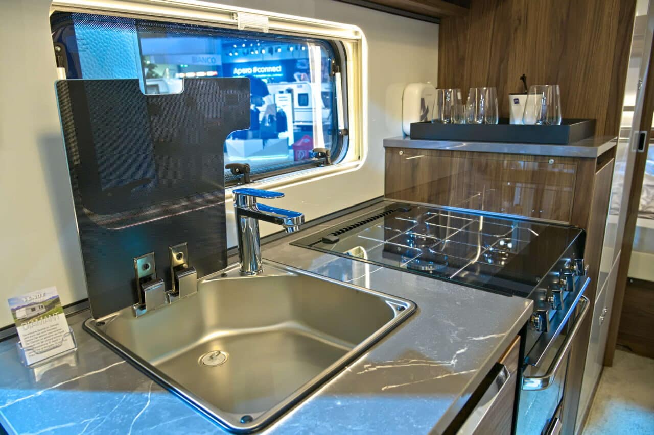 Fendt Diamant 560 GDW Keuken Caravan Salon 2024