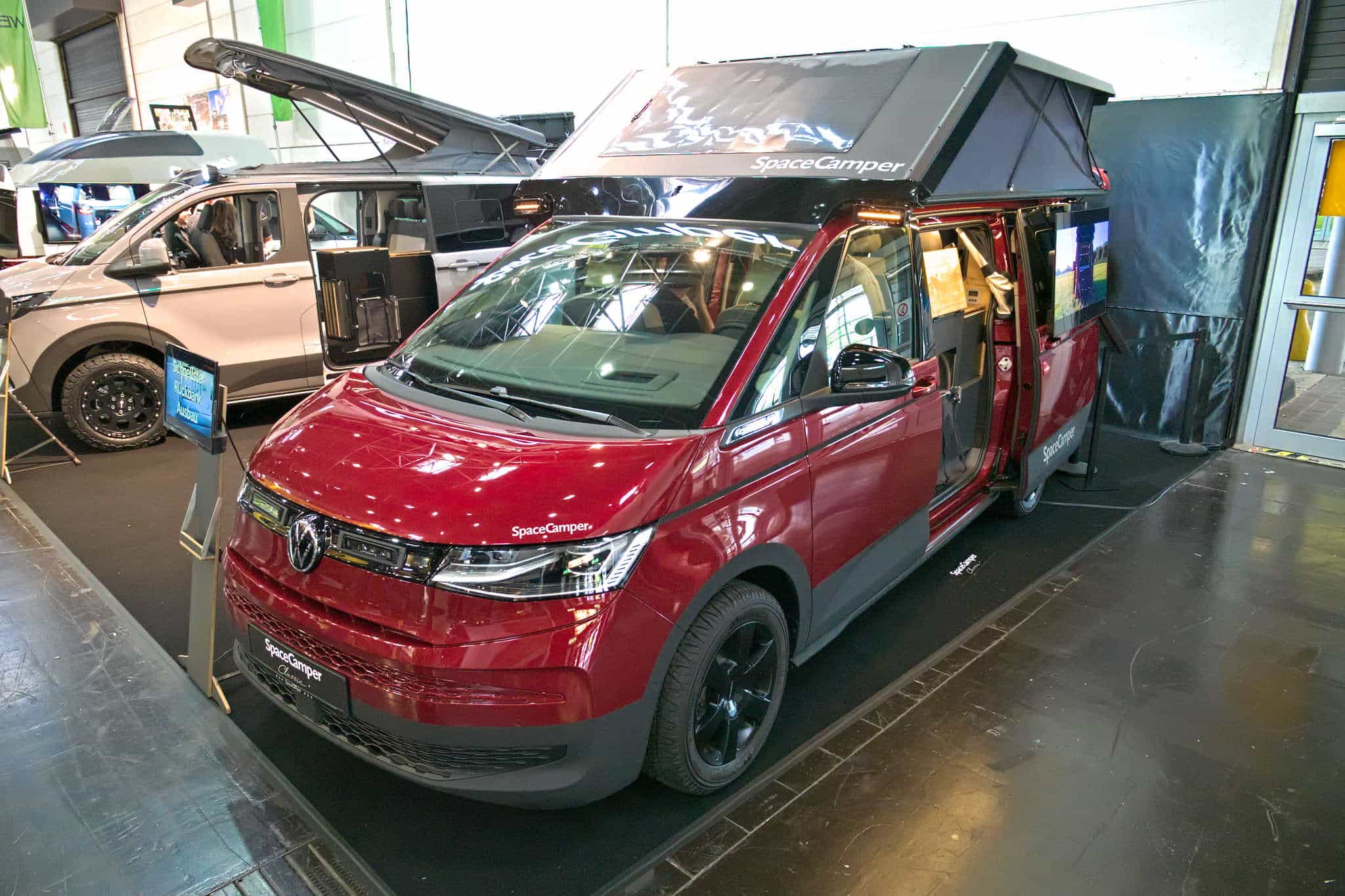 Nieuwe producten 2024 van SpaceCamper: Innovatieve dakconstructies en modulaire uitbreidingssystemen
