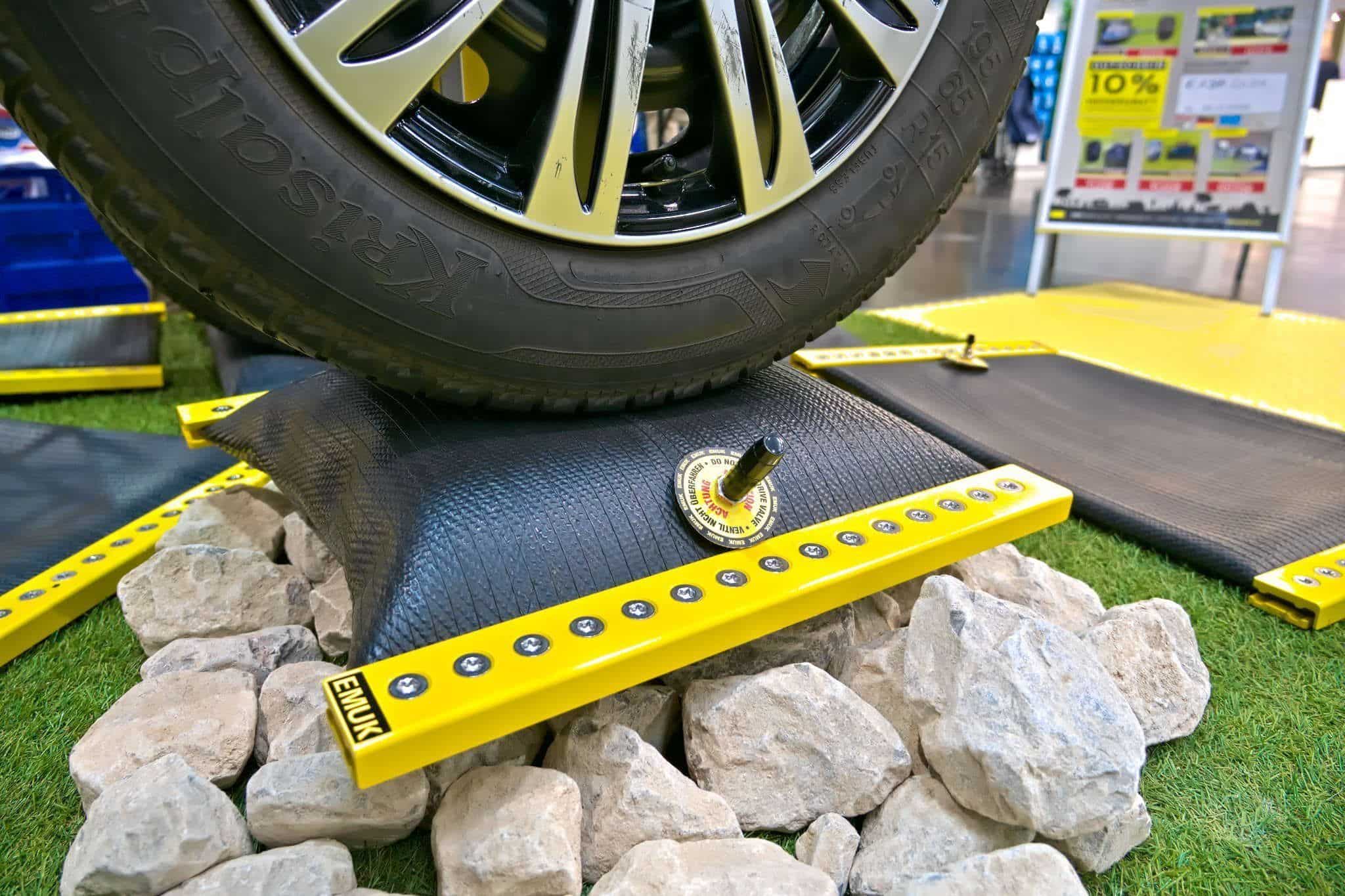 EMUK Air-Lift hefzak (2024) – Persluchtzak voor het waterpas stellen van campers en caravans