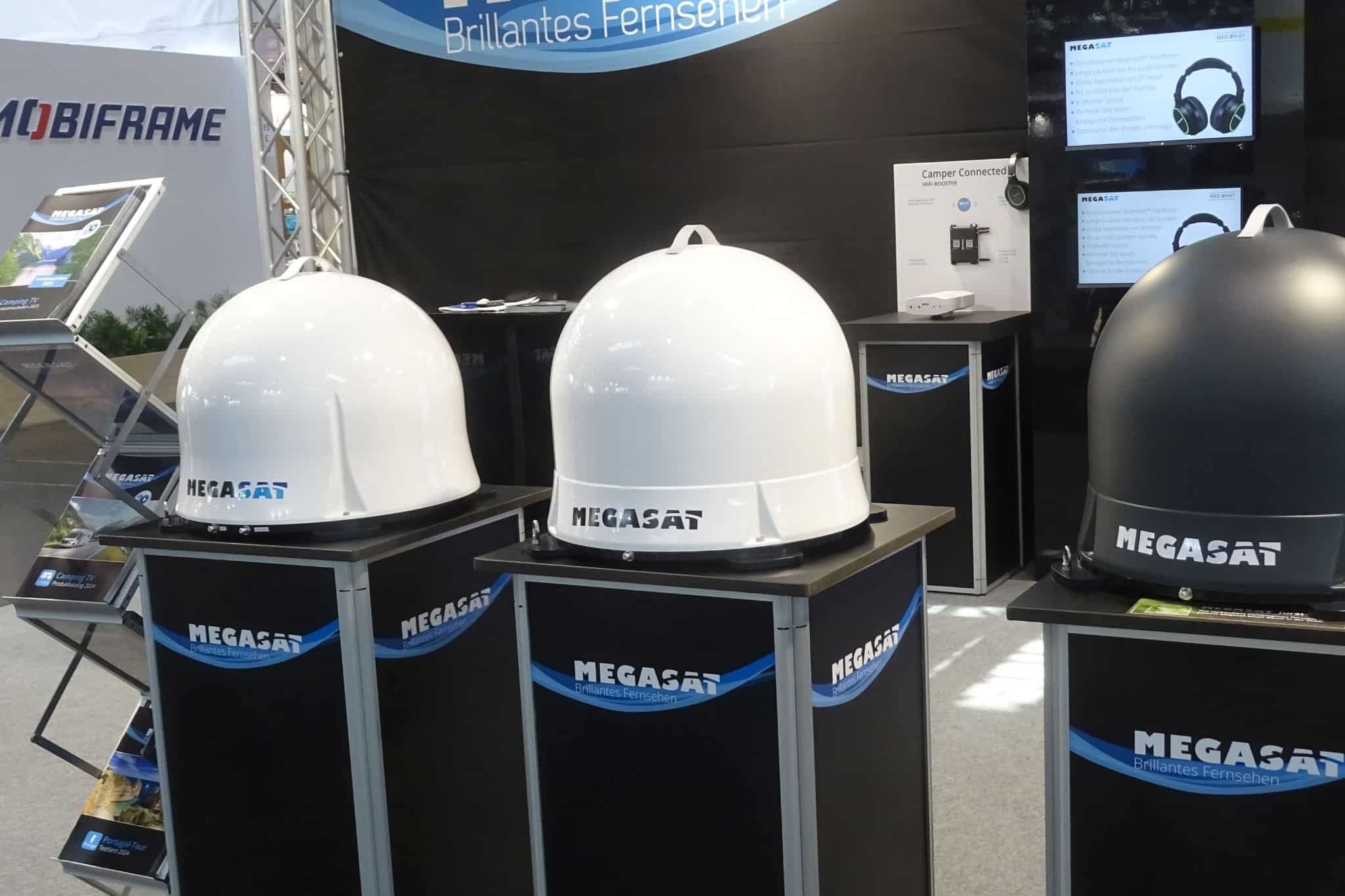 Megasat productinnovaties (2025) – Mobiele satellietantenne, WiFi-booster en Bluetooth hoofdtelefoons