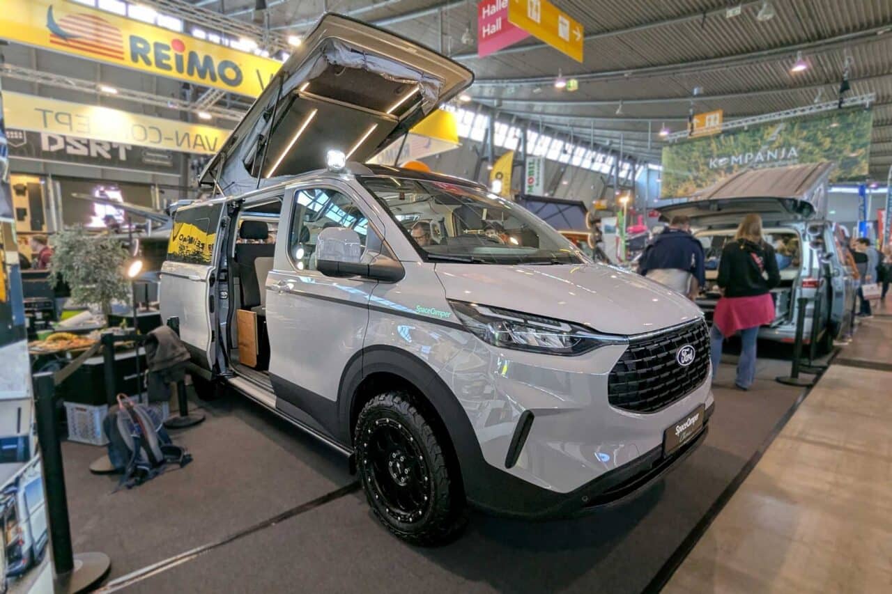 Een camper voor alle gelegenheden: SpaceCamper Classic+ Ford op de CMT 2025